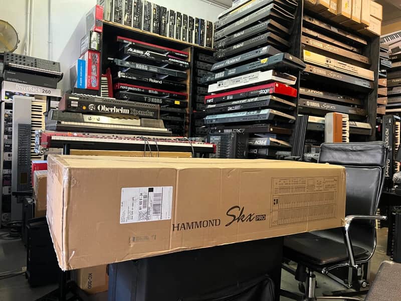 Hammond SKX PRO 61-Key Dual Manual Stage Keyboard Organ Drawbars , in box //ARMENS//
