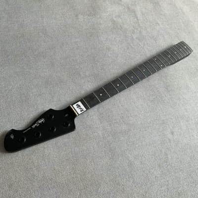 Black 5 String Harley Benton Bass Maple Wood Neck, Rosewood Fingerboard 21 Frets image 4