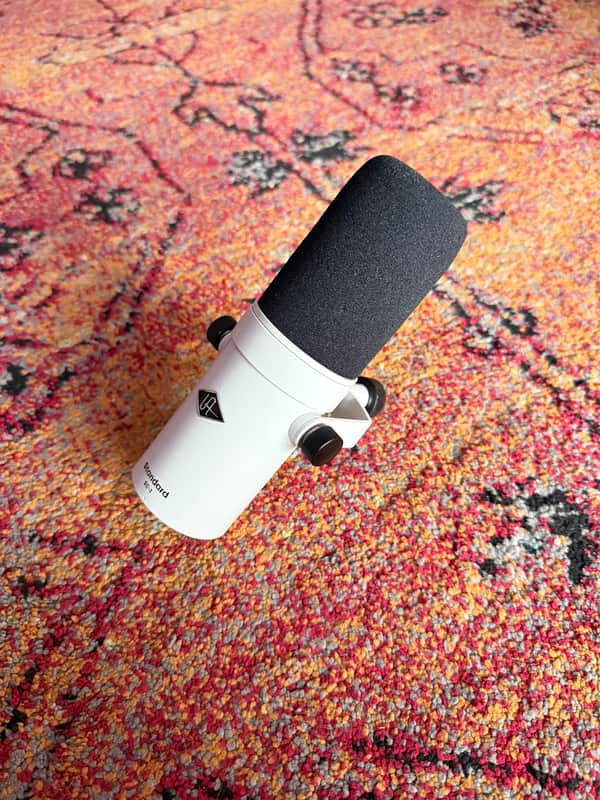 Universal Audio Standard SD-1 Cardioid Dynamic Microphone 2022 - Present - White image 1