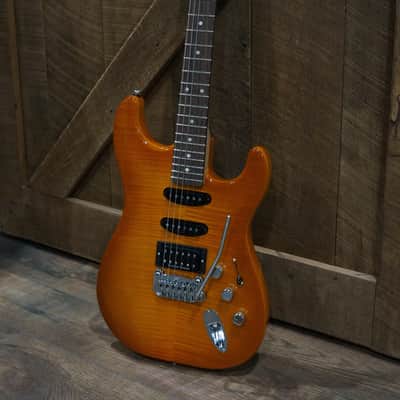 G&L USA Legacy Deluxe Guitar in Honeyburst over Premium Flamed Maple Top image 7