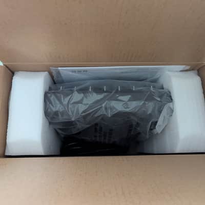 Mackie 1202VLZ4 12-Channel Mic / Line Mixer Brand New image 4