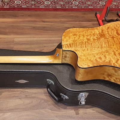 Taylor 310CE Limited Edition - Beautiful 3 Piece Back of Flamed & Quilted Maple image 4