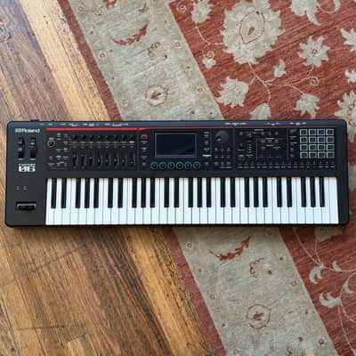 Roland FANTOM 06 61-Key Synthesizer Keyboard w/ Synth Action & Colour Touchscreen