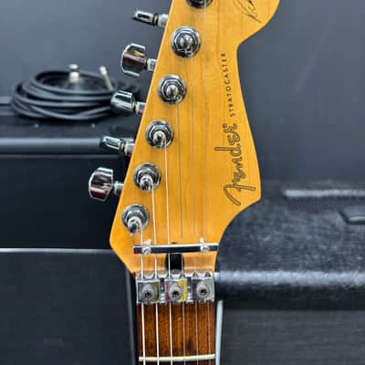 Fender Richie Sambora Signature Stratocaster 1996-1998 - Red image 14