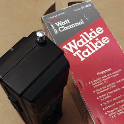 Radio Shack TRC-86 CB Walkie Talkie 3-Channel 1-Watt, 48 inch Antenna with Box image 8