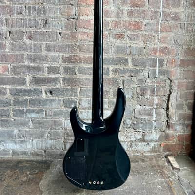 Used Washburn Force 40 Bass image 8
