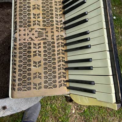 RARE! Old mid 1950 Clemente Serra Piano Accordion image 4