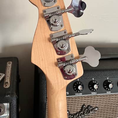 2006 Fender Standard Jazz 60th Anniversary Electron Blue image 7