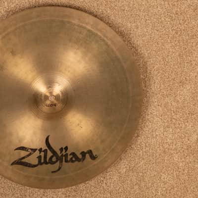 1990s Zildjian A 16" Medium Thin Crash Cymbal 1104g image 6