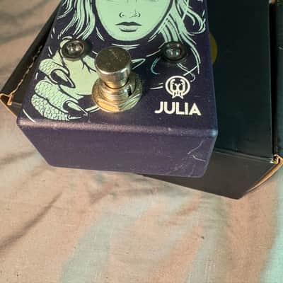 Walrus Audio Julia Chorus / Vibrato V2 2019 - Present - Purple image 4