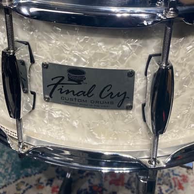 Final Cry - 6x14" 10-Lug Wood Snare Drum - White Marine Pearl image 13