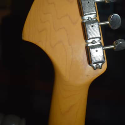 Fender Pawn Shop Mustang Special 2012 - 2013 - Candy Apple Red image 4