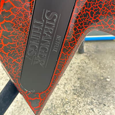 Pre Loved B.C Rich Ltd Ed Stranger Things "Eddie's Guitar" Warlock | Crackle image 13