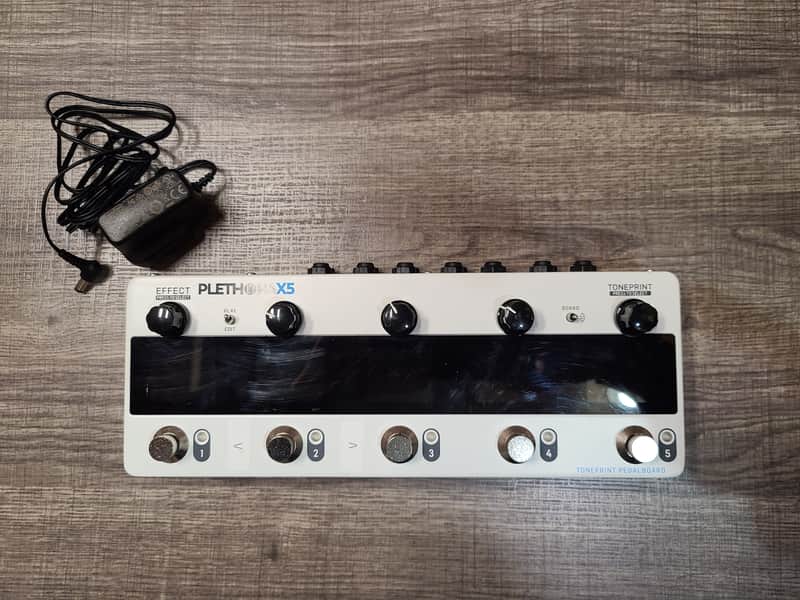 TC Electronic Plethora X5 TonePrint Multi-Effects Pedalboard 2020 - White image 1