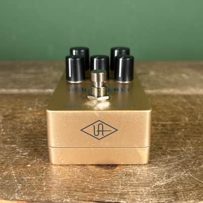 Universal Audio Heavenly Plate Reverb 2023 - Present - Gold image 6