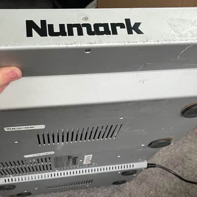 Numark NS7 DJ Controller Mixer Motorized 7" Turntable Platters Serato ITCH image 9