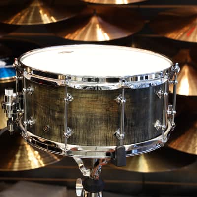 Craviotto Private Reserve 6.5X14" Snare Drum Curly Maple (Ebonized & Green Stained Oil Finish) image 6