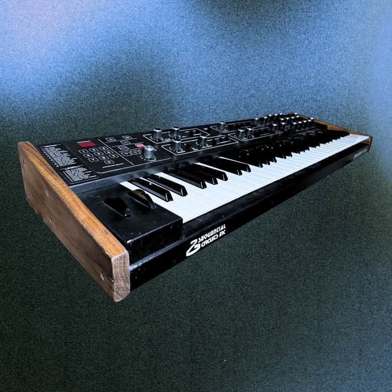 Sequential Prophet 600 61-Key 6-Voice Polyphonic Synthesizer