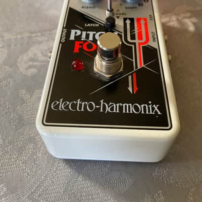 Electro-Harmonix Pitch Fork Polyphonic Pitch Shifter / Harmony Pedal 2014 - Present - Black / White / Red image 9