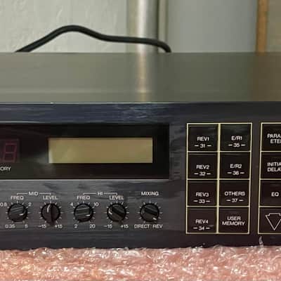 Yamaha REV 5 Digital Reverberator 1980s - Black