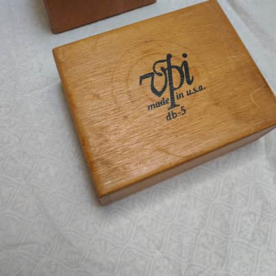 VPI db-5 Magic Brick - Natural wood image 1