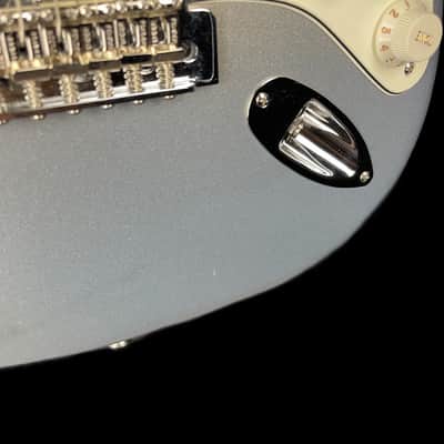 Fender Player Stratocaster SSS In Silver With Pau Ferro Fingerboard image 7
