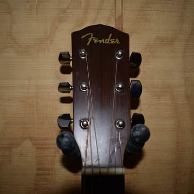 Fender DG-10LH Acoustic Guitar W/ Case image 7