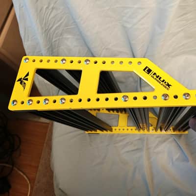 NuX Bumblebee Large Pedalboard w/ Bag 2020 - yellow image 5