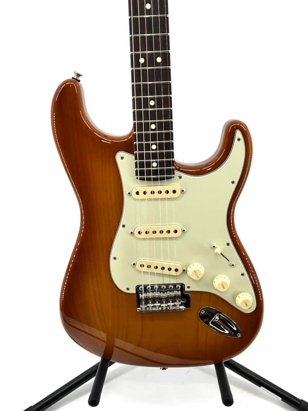 Fender American Performer Stratocaster, Rosewood Fingerboard 2024 - Honey Burst image 1