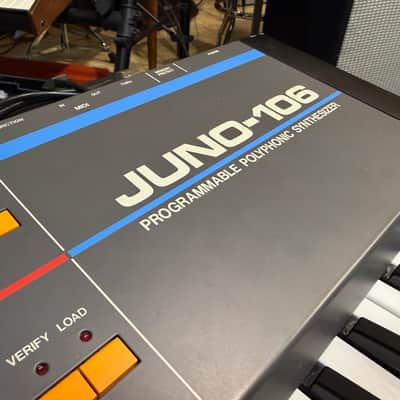 Roland Juno 106 image 4