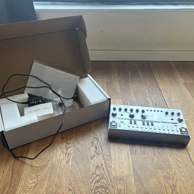 Behringer TD-3 Analog Bass Line Synthesizer 2019 - Present - Silver image 2