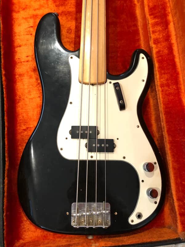 Fender Precision Fretless Bass 1971 - Black