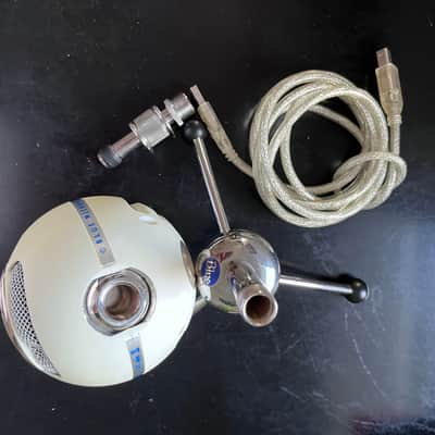 Blue Snowball Multi-Pattern USB Condenser Mic 2010s - Textured White Podcast image 3
