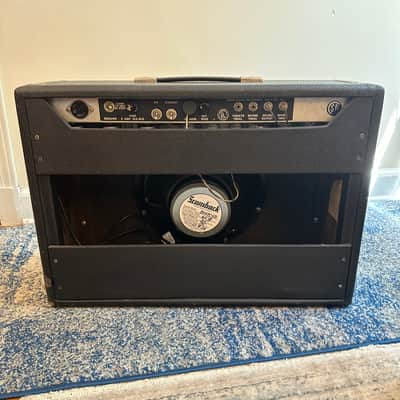 Fender Deluxe Reverb "Drip Edge" 2-Channel 22-Watt 1x12" Guitar Combo 1968 - 1969 - Silverface image 2
