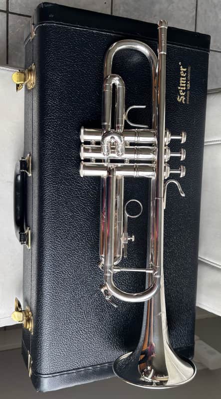 Bach TR200 Bb Trumpet image 1