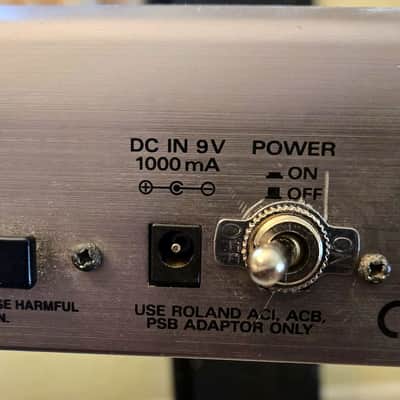 Roland RS-5 Synthesizer Great Conditiion image 3