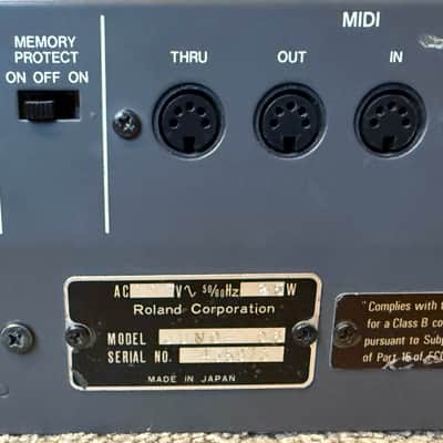 1984 Roland Juno-106 61-Key Programmable Polyphonic Synthesizer 1984 (all VCA/VCF chips replaced) with Hard Shell Case image 4
