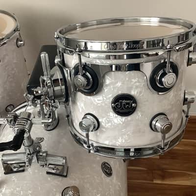 DW Performance Series 3 Piece Kit White Marine w/Extras image 3