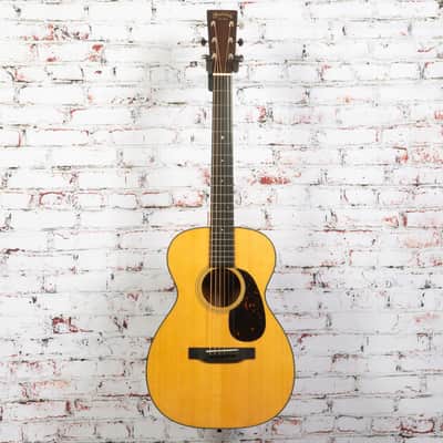 Martin - (2021) 0-18 - Acoustic Guitar - Natural - w/OHSC (Repaired Side Crack) - USED