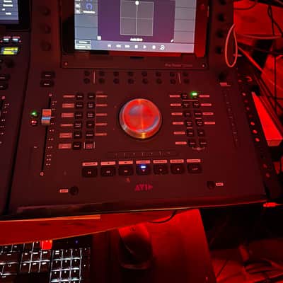 Avid Pro Tools Dock 2010s - Black w/ Apple 2020 iPad 8 10.2 in Retina (A2270) image 1