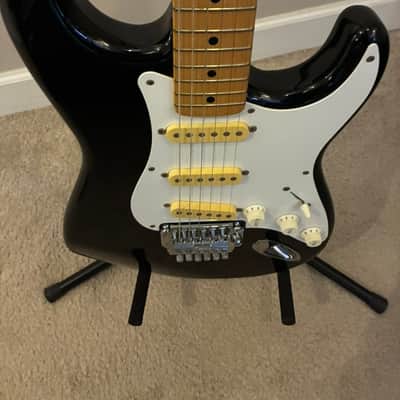 Squier MIJ Stratocaster  1987 - Black with HSC image 7