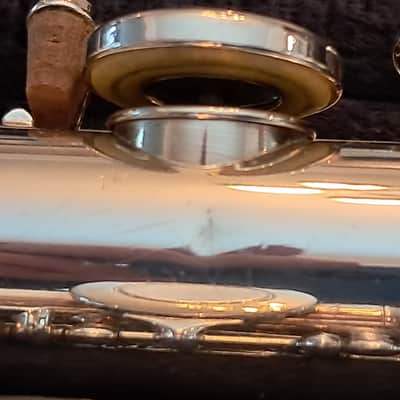 Armstrong 104 Student Model Closed-Hole Flute with C Foot, Offset G - Silver-Plated image 8