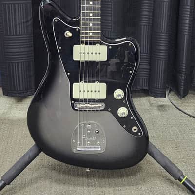 2017 Fender Limited Edition American Professional Jazzmaster – Silverburst – OHSC image 1