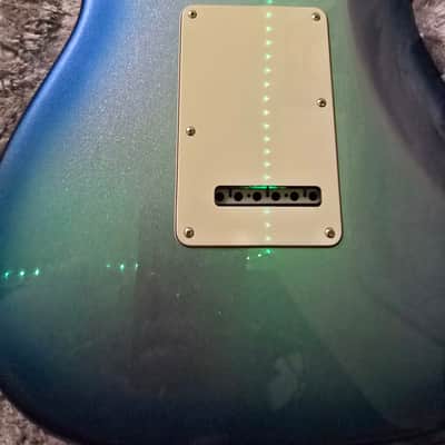 Fender American Elite Stratocaster with Maple Fretboard 2016 - 2019 Sky Burst Metallic image 10