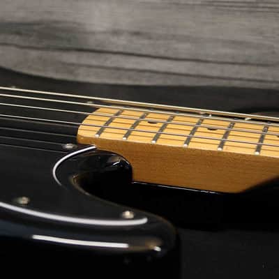 Vintage Reissued Bass V4MTB "Tony Butler" Signature Black image 11