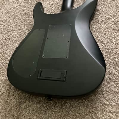 Jackson X Series Soloist SLX DX Polka Dot image 5