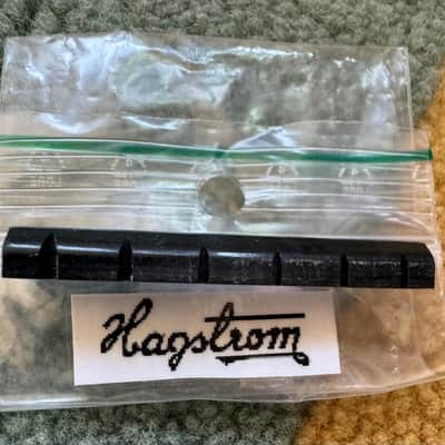 Hagstrom 6-stringed plastic nut 45.70mm - Black image 4