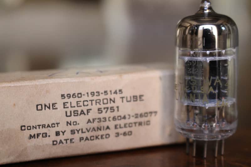 NOS 1959 Sylvania JHS-5751WA Preamp Tube – Triple Mica, Black Plates, D Getter - Awesome image 1