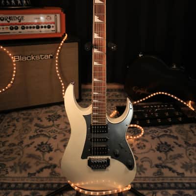Ibanez GRG150DX-WH Gio with Rosewood Fretboard 2021 - Present - White image 1