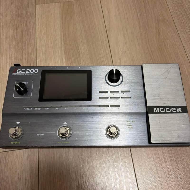 Mooer GE200